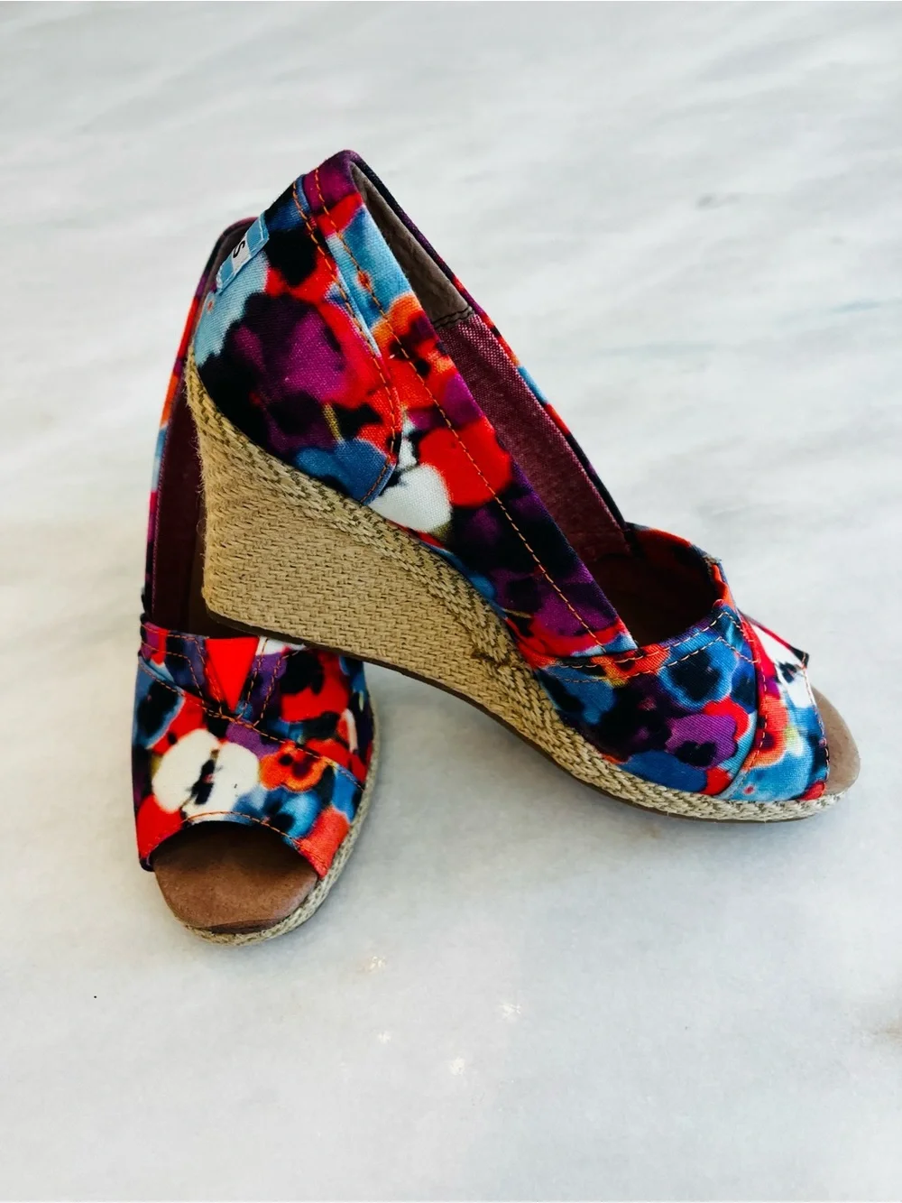 TOMS Oahu Floral Peep Toe Espadrille Wedge peep-tor Sandals - Size 6.5